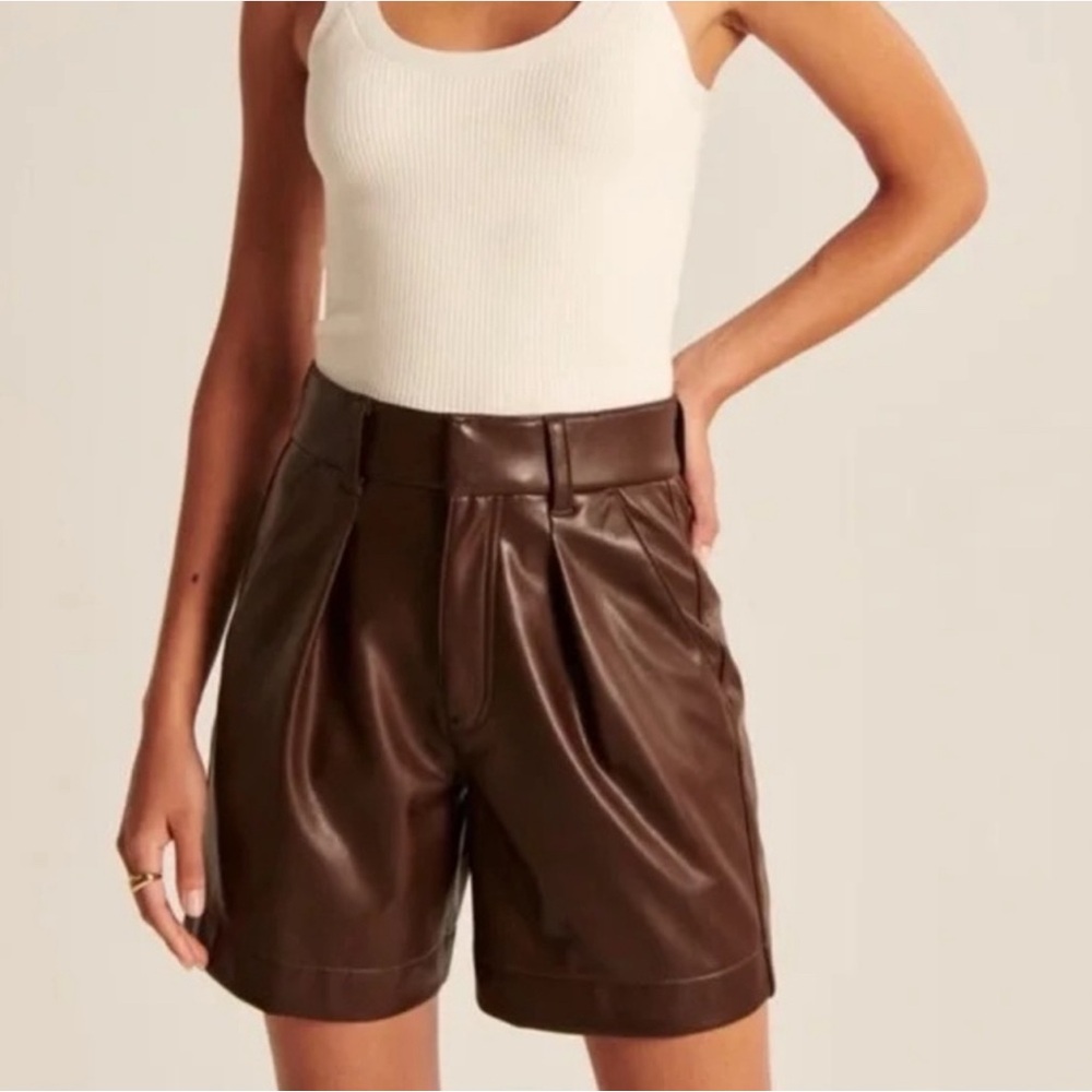 NWT Brown Abercrombie & Fitch Vegan Leather Shorts Small
